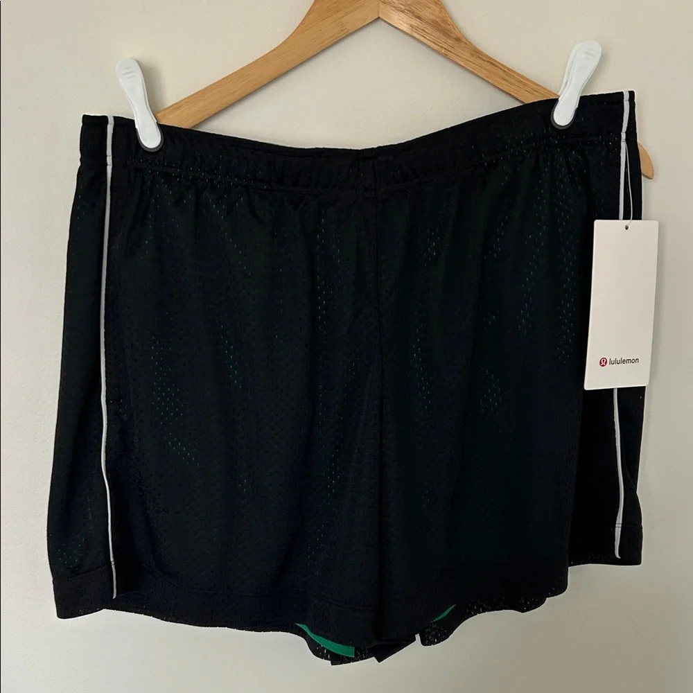Lululemon Athletic Short - Picture 2 of 8
